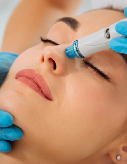 Hydrafacials | Rejuvenation Center
